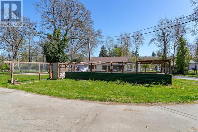 1899 John Rd, House detached with 2 bedrooms, 2 bathrooms and 6 parking in North Saanich BC | Image 38