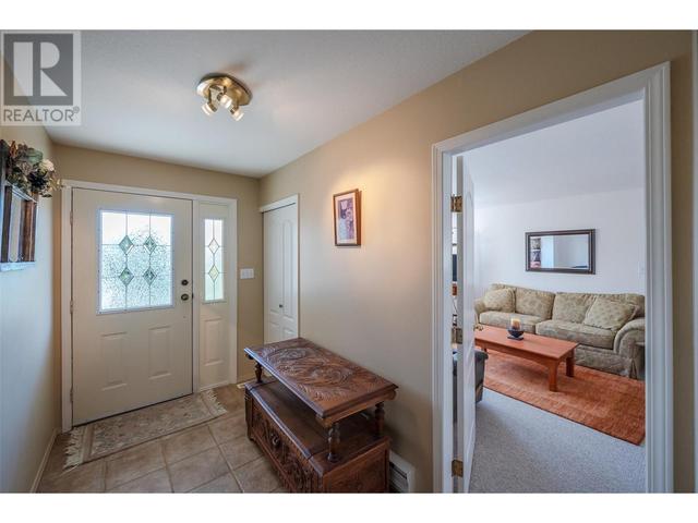 6408 Harrison Heights, House detached with 4 bedrooms, 3 bathrooms and 2 parking in Summerland BC | Image 38