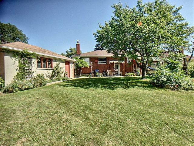 34 Samba Dr, House detached with 3 bedrooms, 2 bathrooms and 8 parking in Toronto ON | Image 14