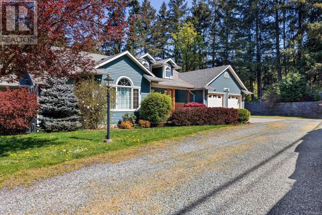 2049 Herd Rd, House detached with 5 bedrooms, 3 bathrooms and 6 parking in North Cowichan BC | Image 46