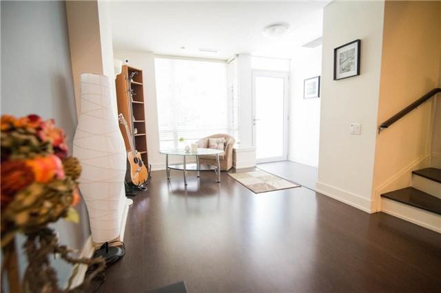 th4 - 23 Sheppard Ave E, Townhouse with 3 bedrooms, 2 bathrooms and 1 parking in Toronto ON | Image 2