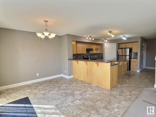 8081 Shaske Dr Nw, House detached with 5 bedrooms, 3 bathrooms and null parking in Edmonton AB | Image 12