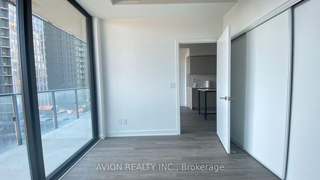 1201 - 47 Mutual St, Condo with 1 bedrooms, 2 bathrooms and 0 parking in Toronto ON | Image 10