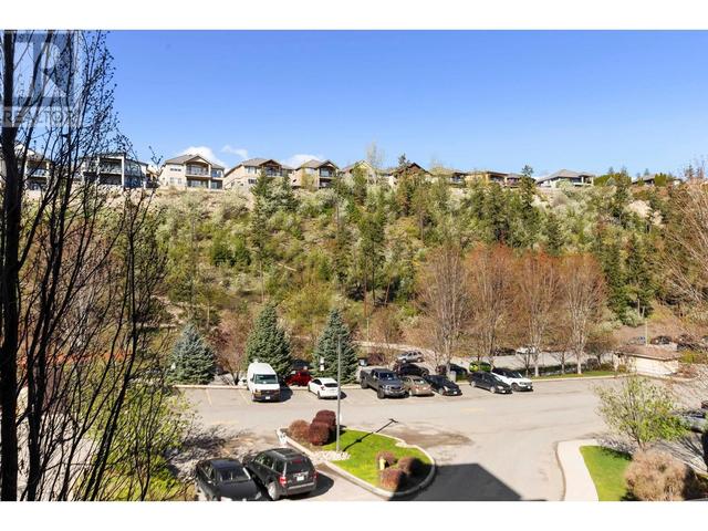 2313 - 1873 Country Club Drive, Condo with 1 bedrooms, 1 bathrooms and 1 parking in Kelowna BC | Image 11