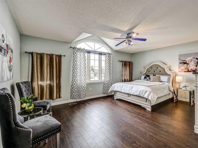 20 Himalaya St, House detached with 4 bedrooms, 6 bathrooms and 6 parking in Brampton ON | Image 18