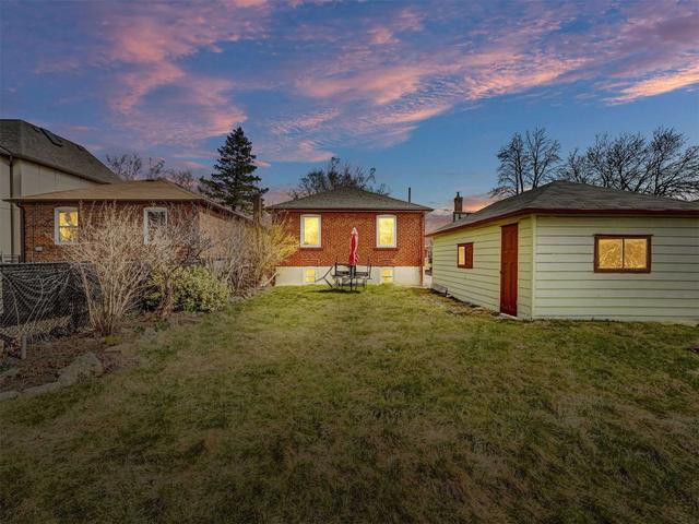 50 Brawley Ave, House detached with 3 bedrooms, 2 bathrooms and 4 parking in Toronto ON | Image 21