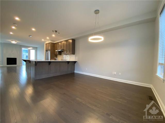 173 Boundstone Way, Townhouse with 4 bedrooms, 4 bathrooms and 2 parking in Ottawa ON | Image 10