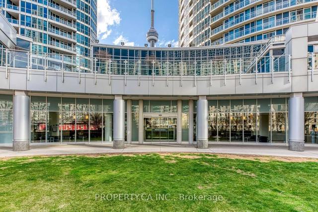 214 - 208 Queens Quay W, Condo with 1 bedrooms, 1 bathrooms and 1 parking in Toronto ON | Image 12