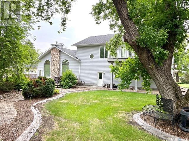 1006 E Road Allowance, House detached with 3 bedrooms, 3 bathrooms and null parking in Edam SK | Image 4