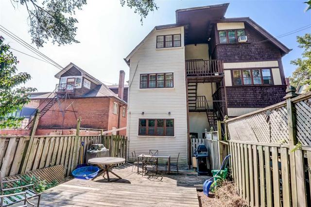 363 Parkside Dr, House semidetached with 6 bedrooms, 3 bathrooms and 0 parking in Toronto ON | Image 26