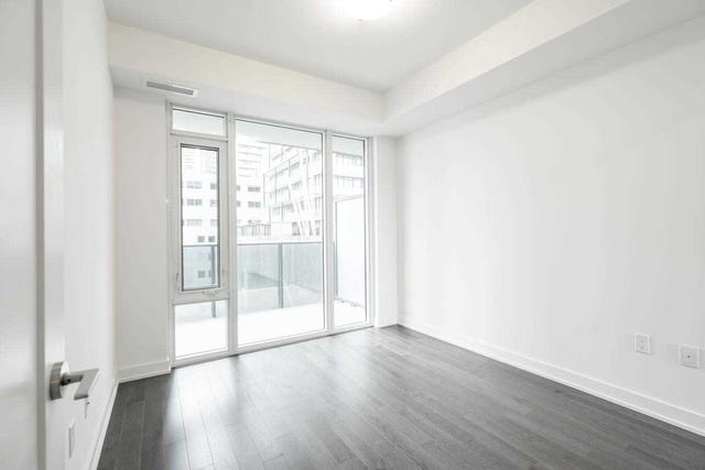 820 - 330 Richmond St W, Condo with 1 bedrooms, 1 bathrooms and 0 parking in Toronto ON | Image 6