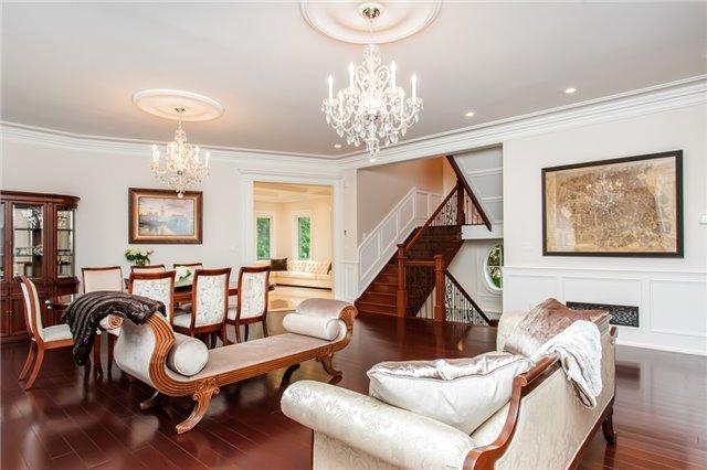 1422 Crescent Rd, House detached with 4 bedrooms, 4 bathrooms and 6 parking in Mississauga ON | Image 3
