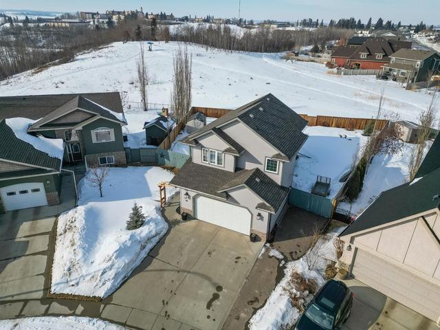 46 Estella Crescent, House detached with 4 bedrooms, 3 bathrooms and 5 parking in Lacombe AB | Image 3