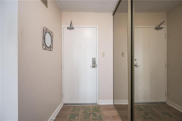 1104 - 301 Frances Avenue S, Condo with 3 bedrooms, 1 bathrooms and null parking in Hamilton ON | Image 20