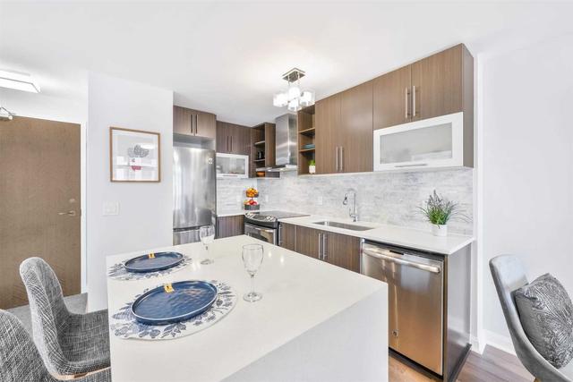 1002 - 1 Michael Power Pl, Condo with 1 bedrooms, 1 bathrooms and 1 parking in Toronto ON | Image 23