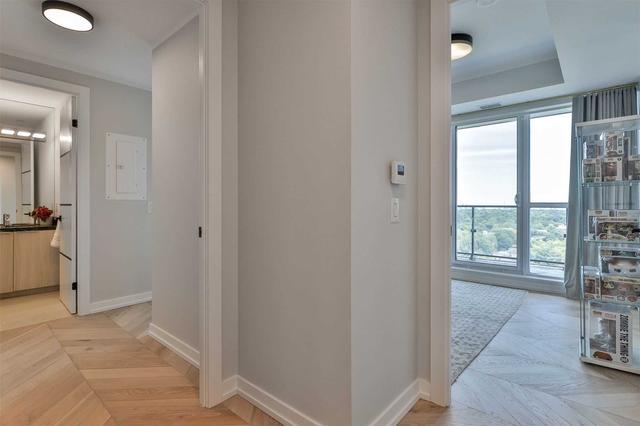 1702 - 609 Avenue Rd, Condo with 2 bedrooms, 3 bathrooms and 2 parking in Toronto ON | Image 21
