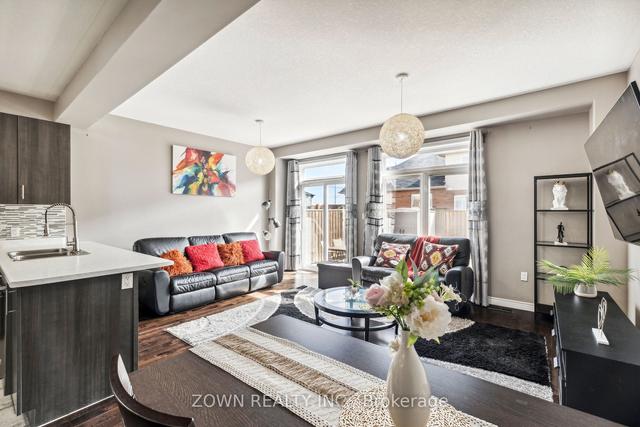 73 Celestial Cres, House attached with 3 bedrooms, 2 bathrooms and 2 parking in Hamilton ON | Image 9