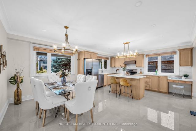 482 The Kingsway, House detached with 4 bedrooms, 4 bathrooms and 6 parking in Toronto ON | Image 23