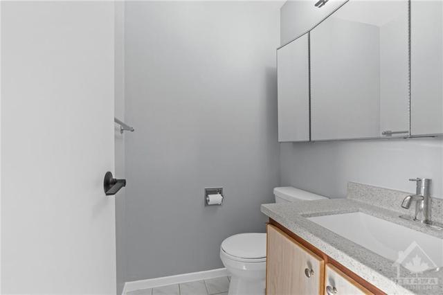1205 - 1100 Ambleside Drive, Condo with 2 bedrooms, 2 bathrooms and 1 parking in Ottawa ON | Image 15