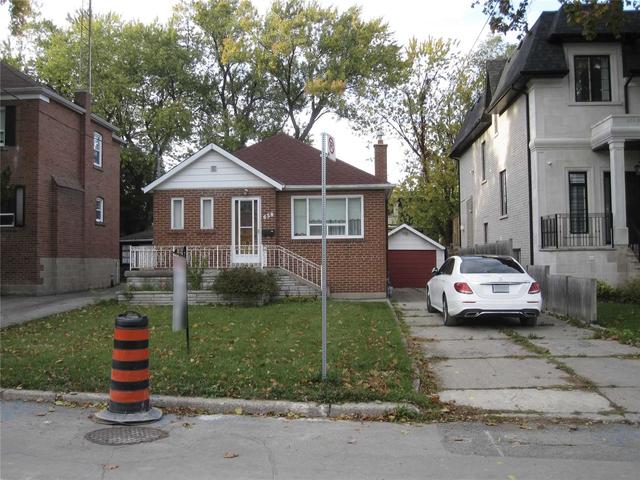 658 Bedford Park Ave, House detached with 2 bedrooms, 2 bathrooms and 5 parking in Toronto ON | Image 12
