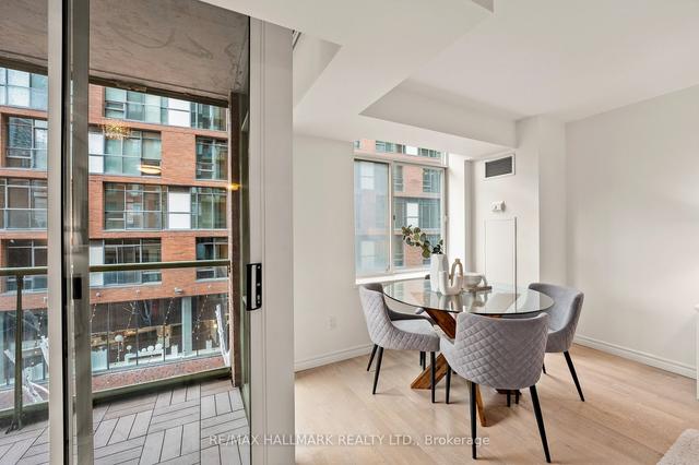 305 - 39 Parliament St, Condo with 1 bedrooms, 1 bathrooms and 0 parking in Toronto ON | Image 2