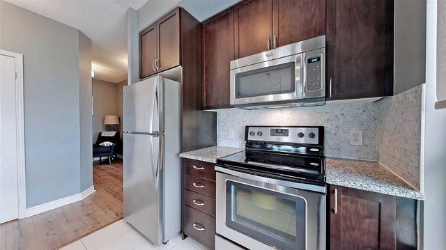 216 - 339 Rathburn Rd W, Condo with 2 bedrooms, 2 bathrooms and 1 parking in Mississauga ON | Image 4