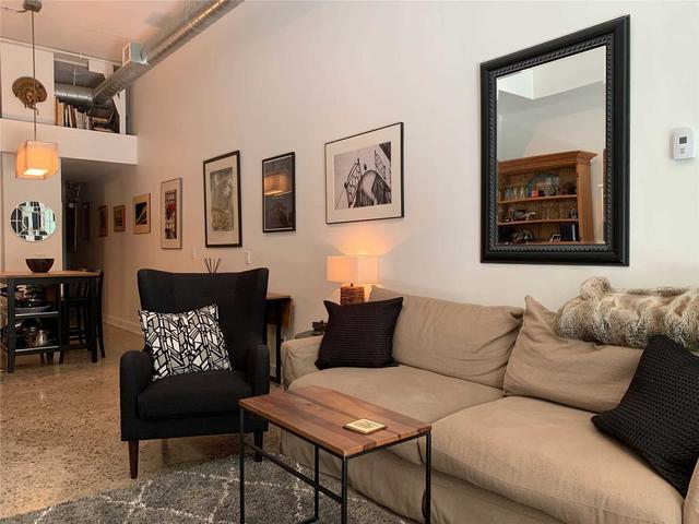 833 - 155 Dalhousie St, Condo with 0 bedrooms, 1 bathrooms and 0 parking in Toronto ON | Image 4