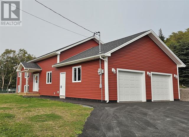3 Forest Road, House detached with 6 bedrooms, 4 bathrooms and null parking in Chance Cove NL | Image 2