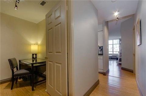 505 - 39 Jarvis St, Condo with 1 bedrooms, 2 bathrooms and 1 parking in Toronto ON | Image 4