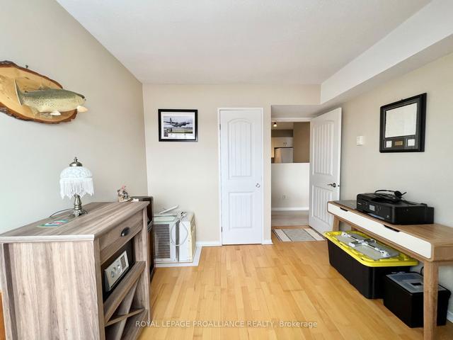 901 - 344 Front St, Condo with 2 bedrooms, 2 bathrooms and 1 parking in Belleville ON | Image 6