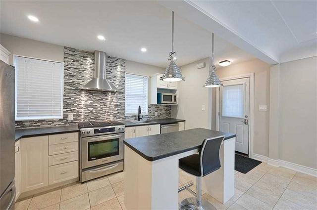 53 East 35th St, House detached with 3 bedrooms, 2 bathrooms and 3 parking in Hamilton ON | Image 26