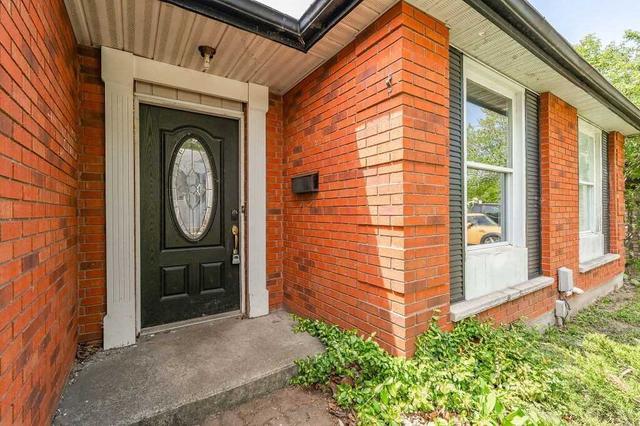 747 Scottsdale Dr, House detached with 3 bedrooms, 3 bathrooms and 5 parking in Guelph ON | Image 28