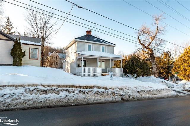 47 Centre Street S, House detached with 3 bedrooms, 2 bathrooms and 4 parking in Huntsville ON | Image 47