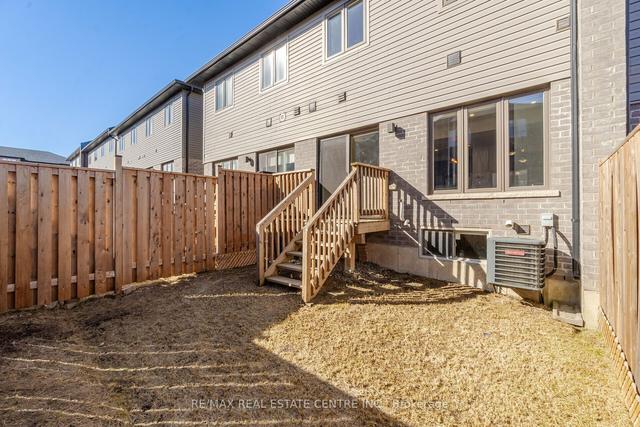 48 - 30 Times Square Blvd, House attached with 3 bedrooms, 4 bathrooms and 2 parking in Hamilton ON | Image 31
