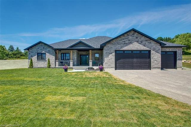 1 Archibald Court, House detached with 3 bedrooms, 2 bathrooms and 11 parking in Hamilton TP ON | Image 1