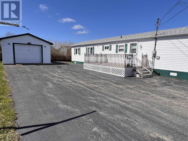 3640 Emerald Street, House detached with 2 bedrooms, 1 bathrooms and null parking in Cape Breton NS | Image 24