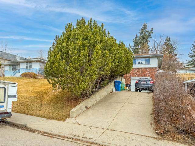 3708 8 Avenue Nw, House detached with 3 bedrooms, 1 bathrooms and 3 parking in Calgary AB | Image 9