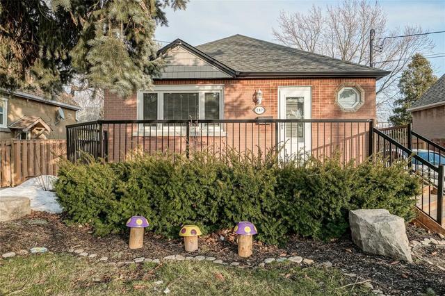 207 East 43rd St, House detached with 3 bedrooms, 2 bathrooms and 4 parking in Hamilton ON | Image 12