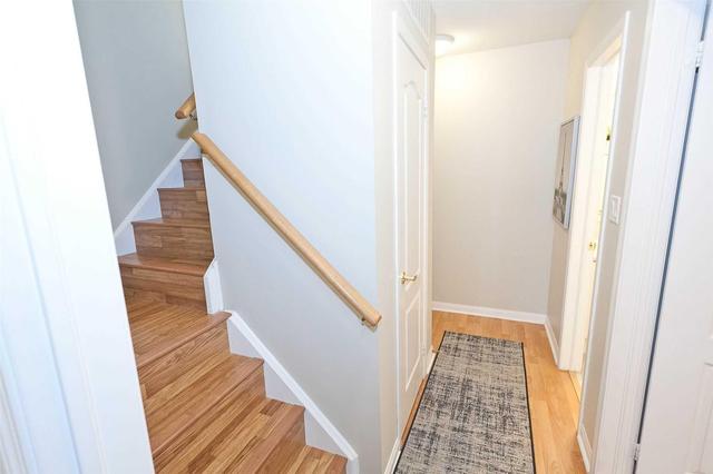 Th 11 - 98 Carr St, Townhouse with 2 bedrooms, 2 bathrooms and 1 parking in Toronto ON | Image 7