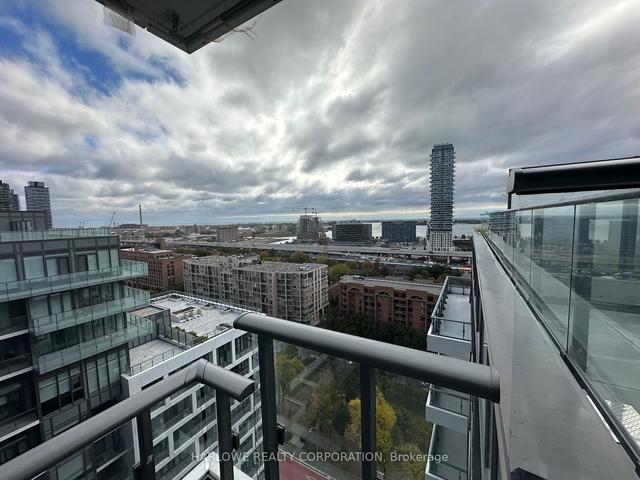 1646 sw - 121 Lower Sherbourne St, Condo with 2 bedrooms, 2 bathrooms and 1 parking in Toronto ON | Image 1