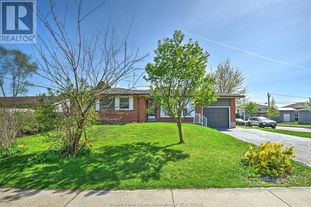 530 Victory Street, House detached with 4 bedrooms, 2 bathrooms and null parking in LaSalle ON | Image 20