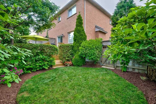 5112 Tree Crt, House attached with 3 bedrooms, 4 bathrooms and 4 parking in Burlington ON | Image 16