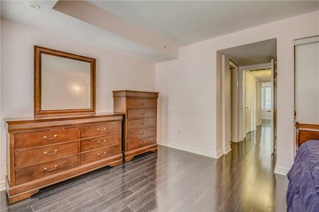 40 - 42 Pinery Tr, Townhouse with 3 bedrooms, 2 bathrooms and 1 parking in Toronto ON | Image 13