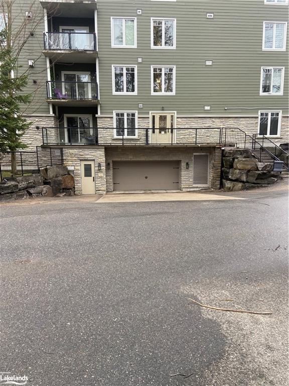 207 - 391 James Street W, House attached with 2 bedrooms, 2 bathrooms and 1 parking in Gravenhurst ON | Image 14