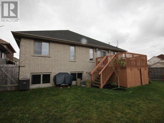 1657 Seymour Cres, House detached with 3 bedrooms, 3 bathrooms and 4 parking in London ON | Image 13