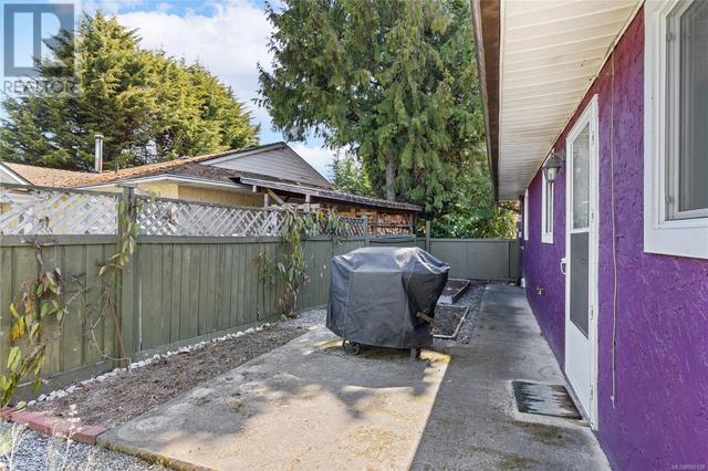 597 Karls Way, House detached with 3 bedrooms, 2 bathrooms and 2 parking in Nanaimo G BC | Image 32