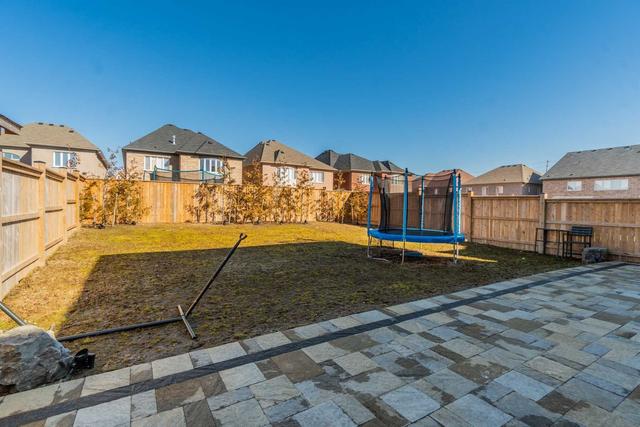 16 Butson Cres, House detached with 4 bedrooms, 4 bathrooms and 6 parking in Clarington ON | Image 29