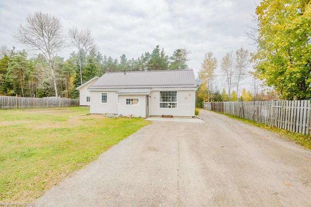 30231c Highway 62 N, House detached with 3 bedrooms, 1 bathrooms and 12 parking in Hastings Highlands ON | Image 5