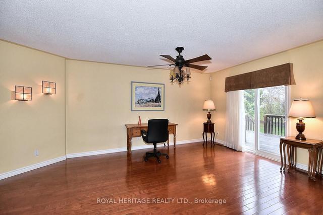 7 - 877 Wentworth St, Condo with 2 bedrooms, 3 bathrooms and 2 parking in Peterborough ON | Image 7
