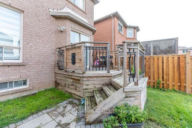 34 Forestgrove Circ, House detached with 3 bedrooms, 3 bathrooms and 5.5 parking in Brampton ON | Image 30
